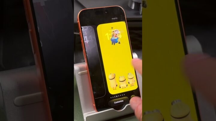 Your iPhone 17 Lock Screen Can Do THIS 🤯